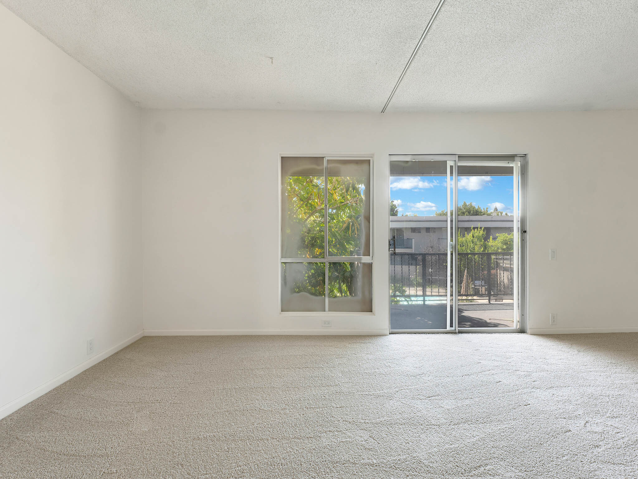  3166 S Sepulveda Blvd - 物件實景