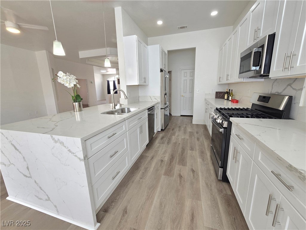 Las Vegas, Nevada, 89145, United States, 4 Bedrooms Bedrooms, ,2 BathroomsBathrooms,Residential,For Sale,1929054