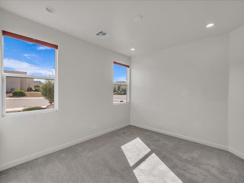 St George, Utah, 84790, United States, 4 Bedrooms Bedrooms, ,Residential,For Sale,1847671