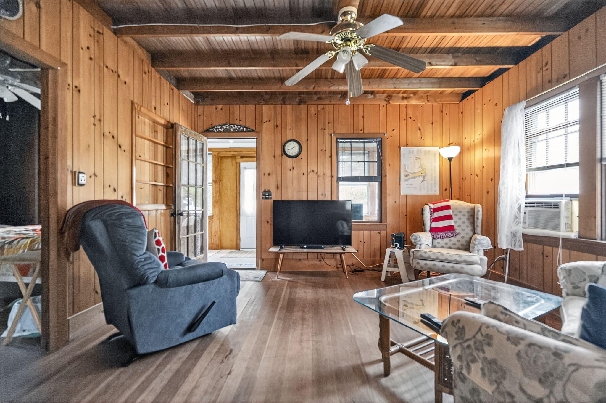 Pocasset, Massachusetts, 02559, United States, 3 Bedrooms Bedrooms, ,1 BathroomBathrooms,Residential,For Sale,1911453