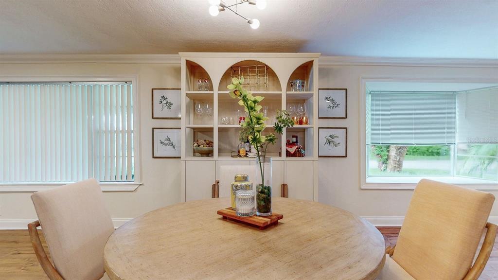 St Petersburg, Florida, 33713, United States, 3 Bedrooms Bedrooms, ,2 BathroomsBathrooms,Residential,For Sale,1985545