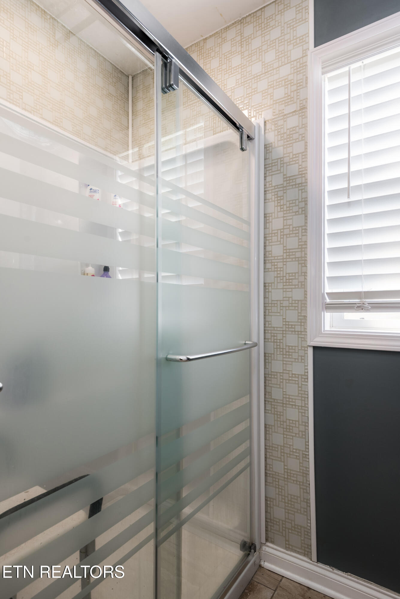 Knoxville, Tennessee, 37919, United States, 3 Bedrooms Bedrooms, ,3 BathroomsBathrooms,Residential,For Sale,1975147