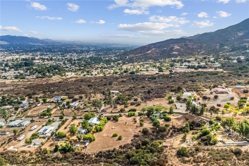 Lake Elsinore, California, 92530, United States, 3 Bedrooms Bedrooms, ,1 BathroomBathrooms,Residential,For Sale,1943552