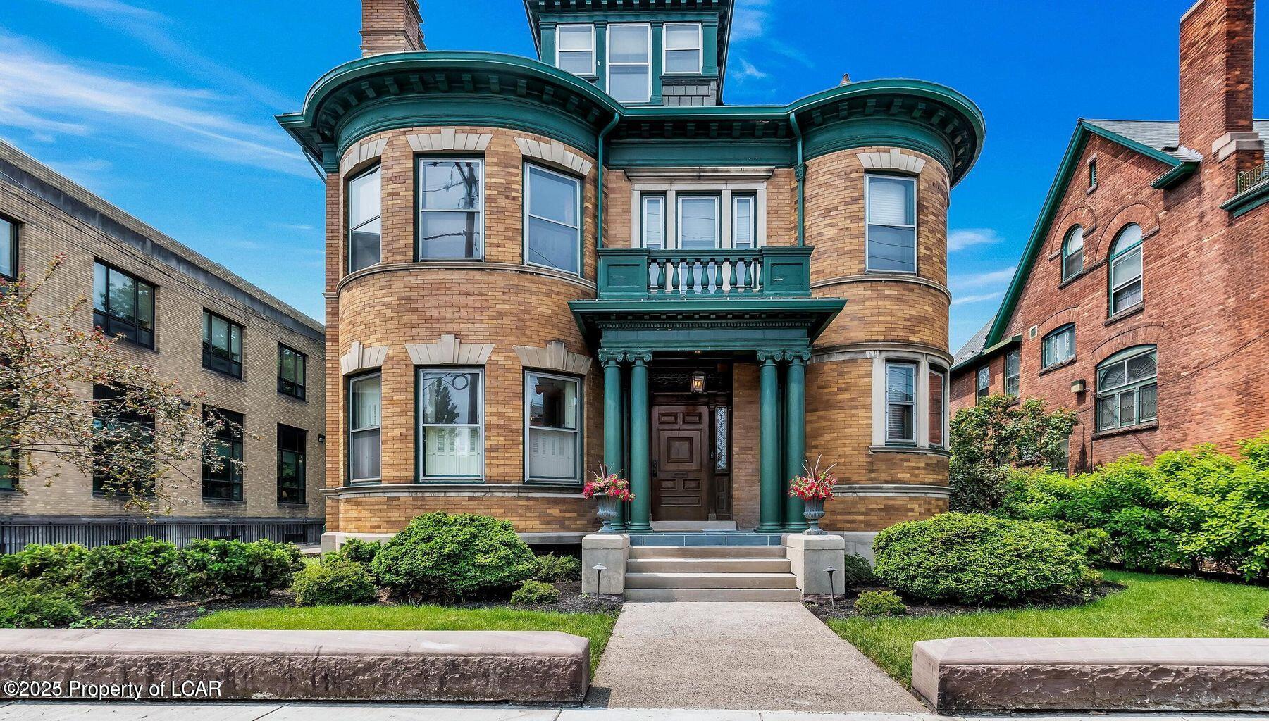 Wilkes-Barre, Pennsylvania, 18701, United States, 7 Bedrooms Bedrooms, ,3 BathroomsBathrooms,Residential,For Sale,1982709