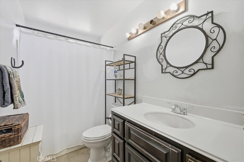 Lake Elsinore, California, 92530, United States, 3 Bedrooms Bedrooms, ,2 BathroomsBathrooms,Residential,For Sale,1977522