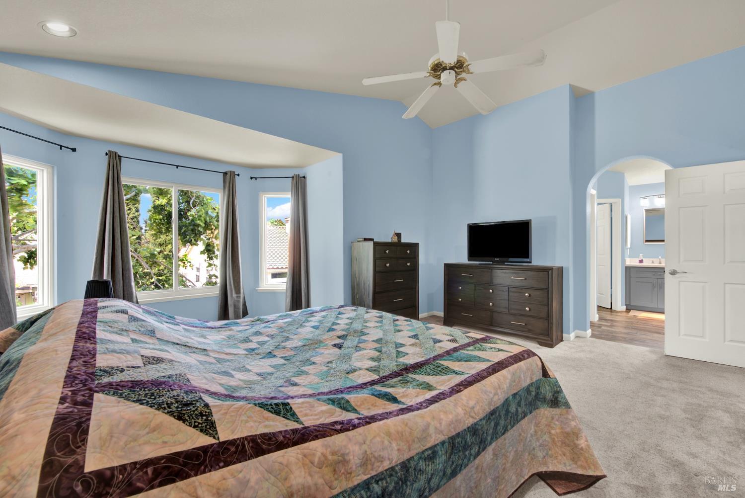 Vacaville, California, 95687, United States, 4 Bedrooms Bedrooms, ,3 BathroomsBathrooms,Residential,For Sale,1856071