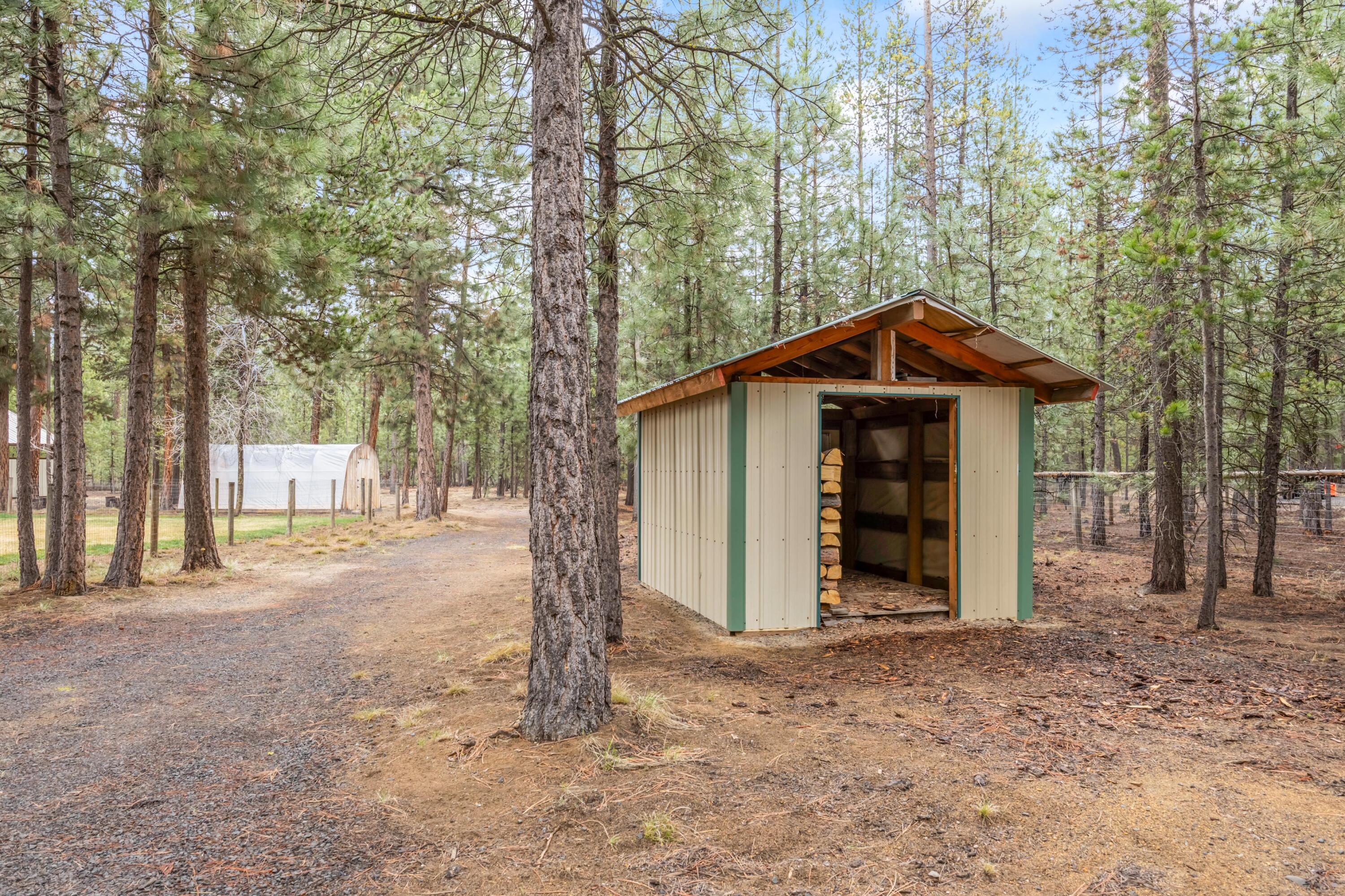 La Pine, Oregon, 97739, United States, 3 Bedrooms Bedrooms, ,3 BathroomsBathrooms,Residential,For Sale,2033541