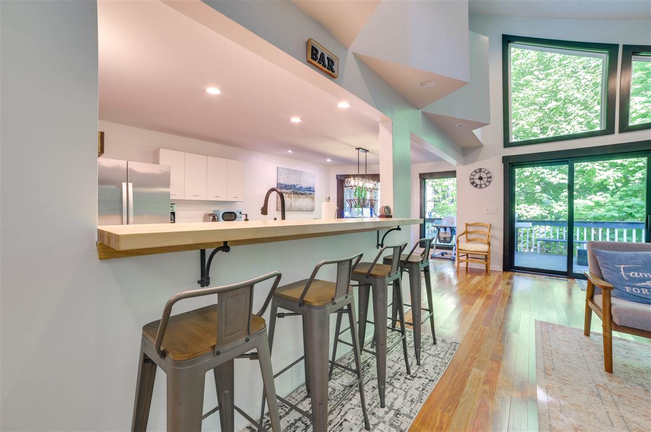 Harbor Springs, Michigan, 49740, United States, 3 Bedrooms Bedrooms, ,4 BathroomsBathrooms,Residential,For Sale,1954810