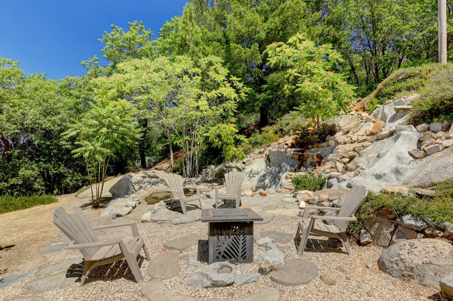 Grass Valley, California, 95945, United States, 3 Bedrooms Bedrooms, ,2 BathroomsBathrooms,Residential,For Sale,1917189