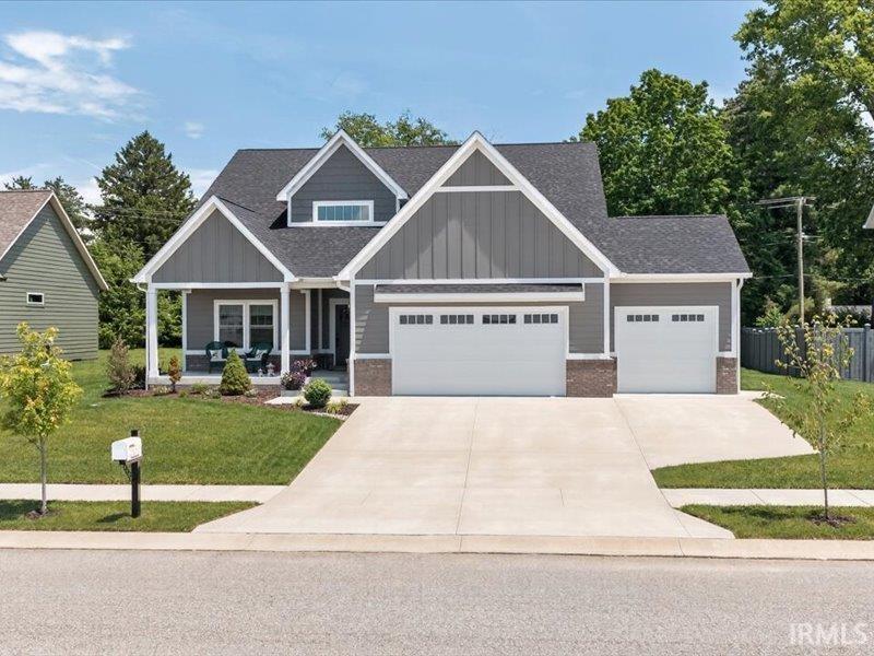 Bloomington, Indiana, 47404, United States, 4 Bedrooms Bedrooms, ,3 BathroomsBathrooms,Residential,For Sale,2049125