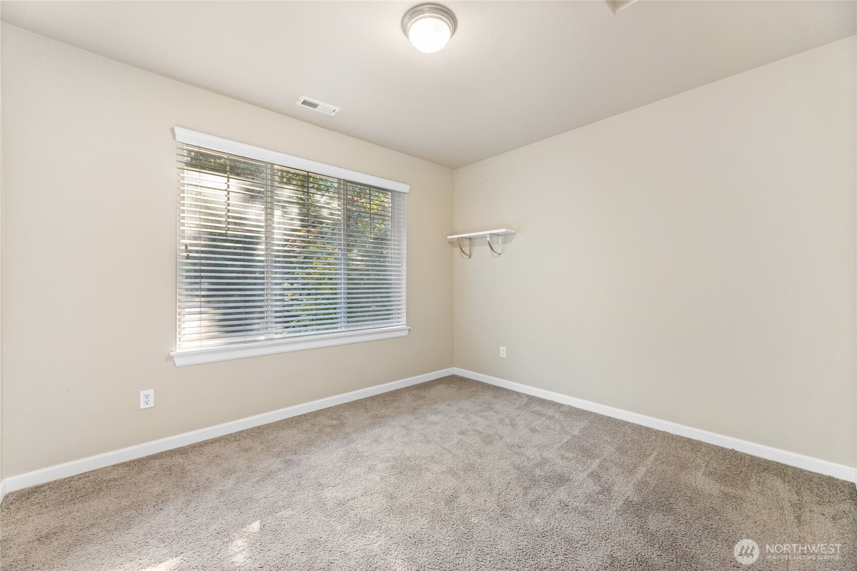 Auburn, Washington, 98092, United States, 4 Bedrooms Bedrooms, ,4 BathroomsBathrooms,Residential,For Sale,1977143