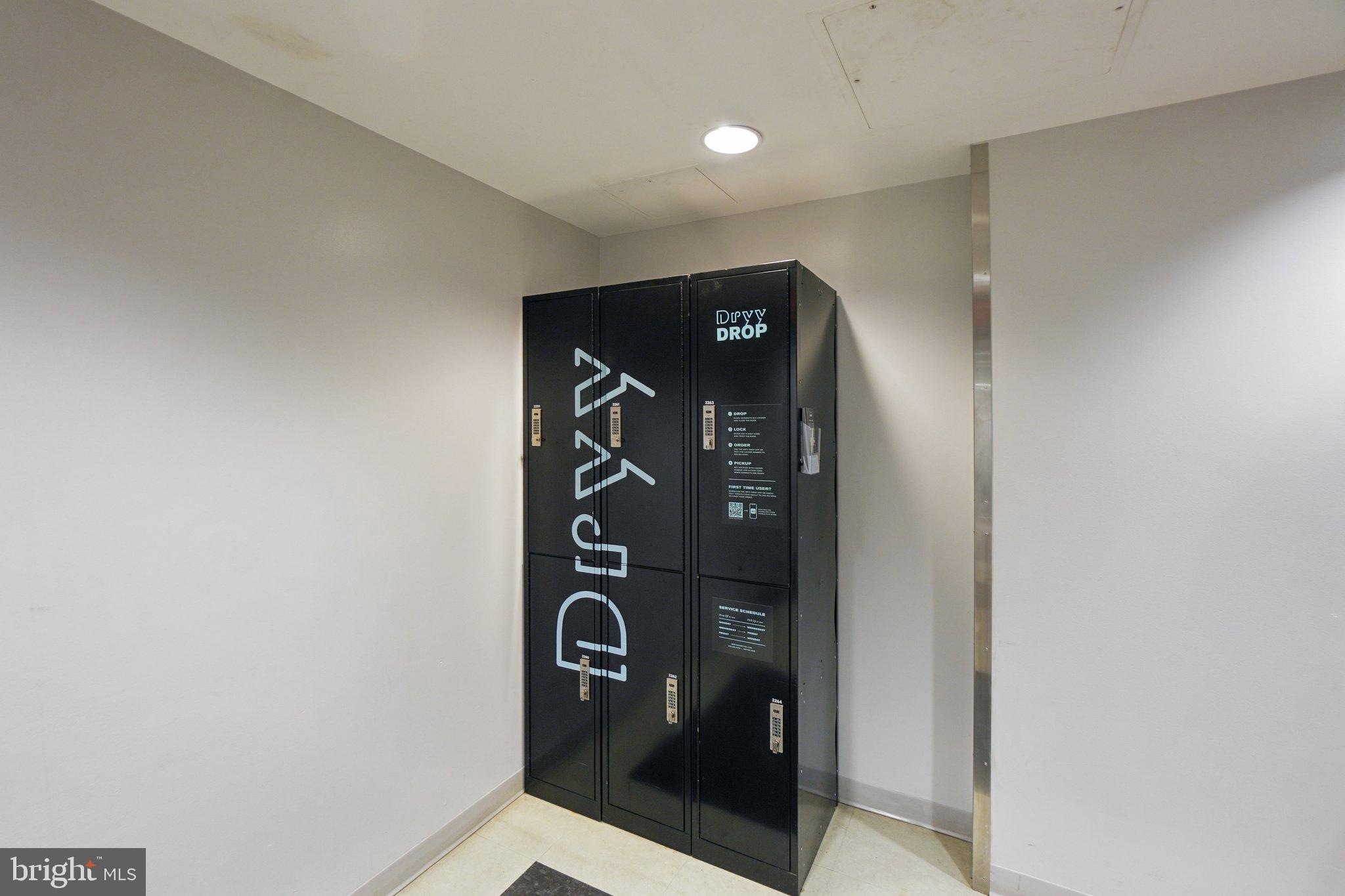 Washington, District of Columbia, 20005, United States, 2 Bedrooms Bedrooms, ,2 BathroomsBathrooms,Residential,For Sale,1976159