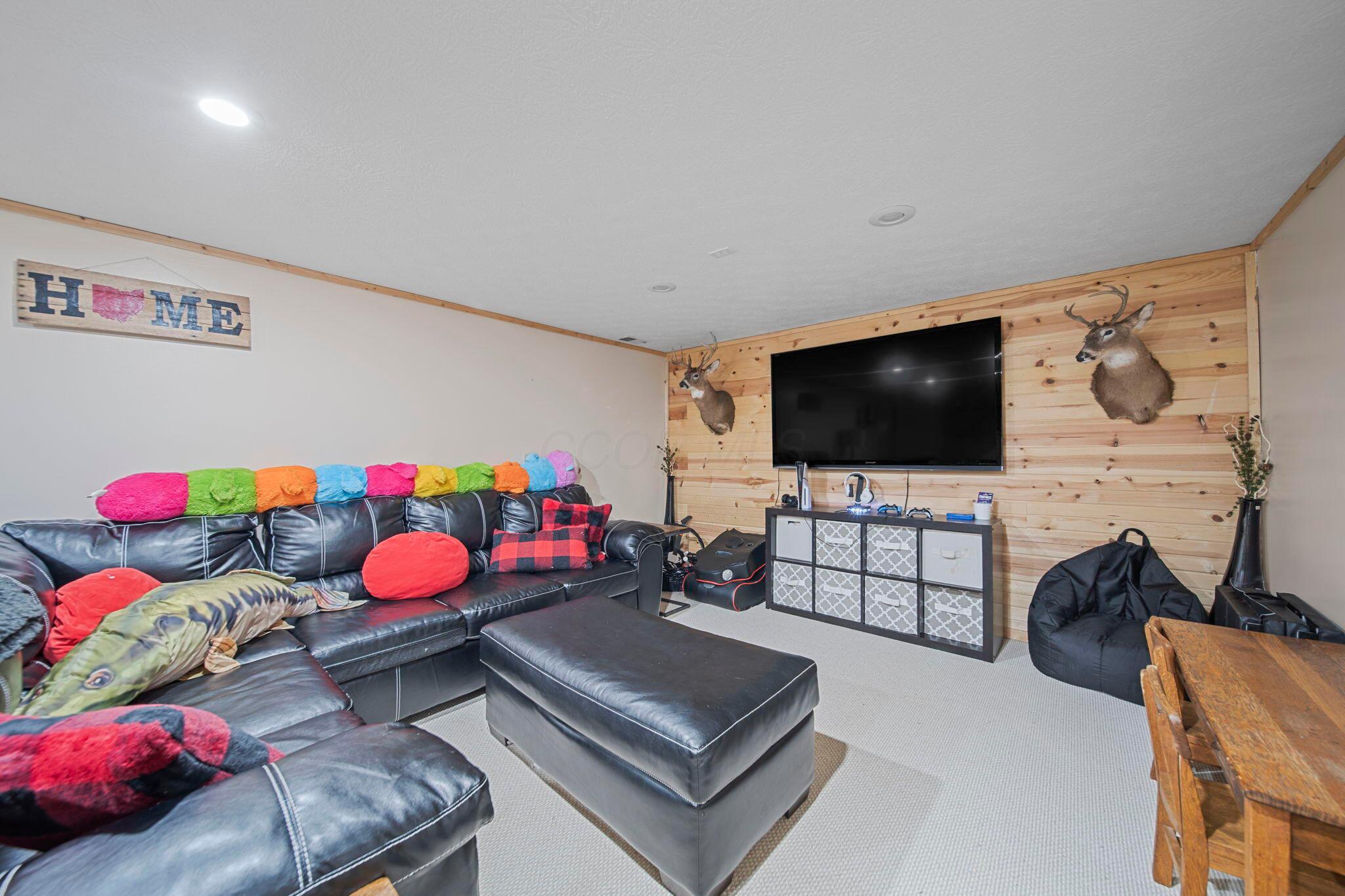 Marion, Ohio, 43302, United States, 4 Bedrooms Bedrooms, ,4 BathroomsBathrooms,Residential,For Sale,1961086