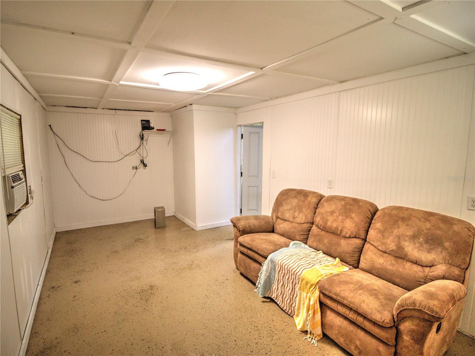 ANTHONY, Florida, 32617, United States, 3 Bedrooms Bedrooms, ,2 BathroomsBathrooms,Residential,For Sale,1941816