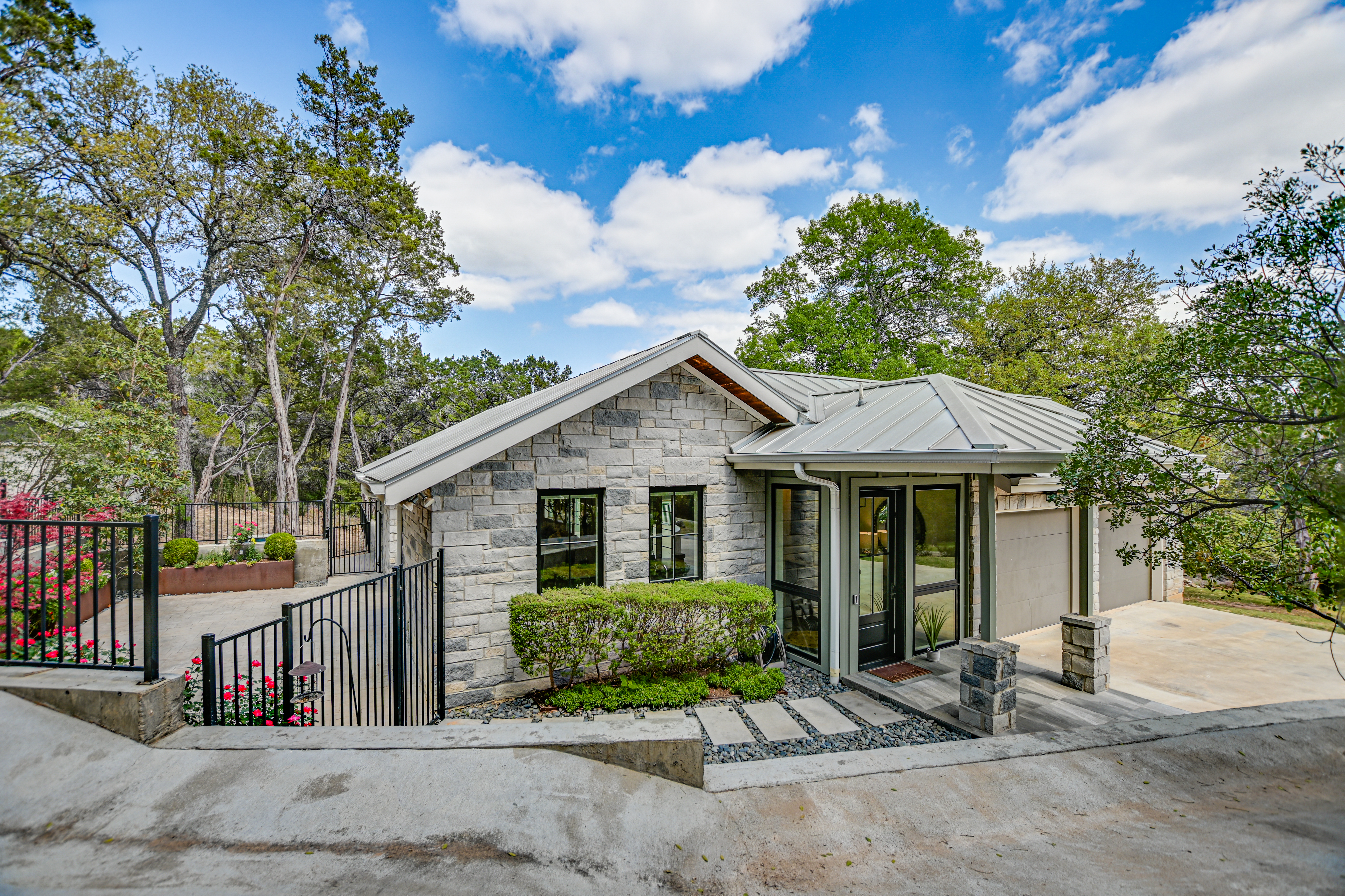  a rare lake austin estate where  luxury meets quiet nature - 物件實景