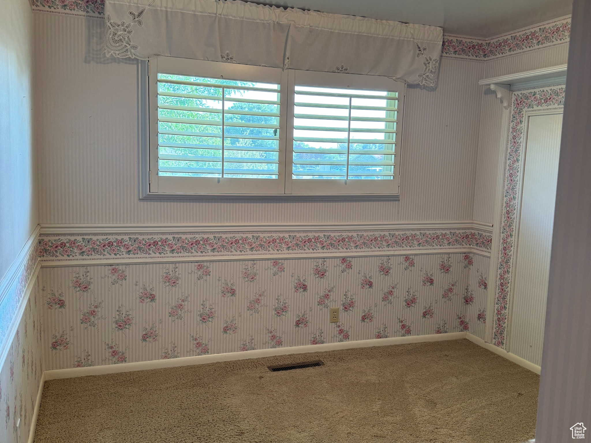 Tremonton, Utah, 84337, United States, 4 Bedrooms Bedrooms, ,Residential,For Sale,1937022