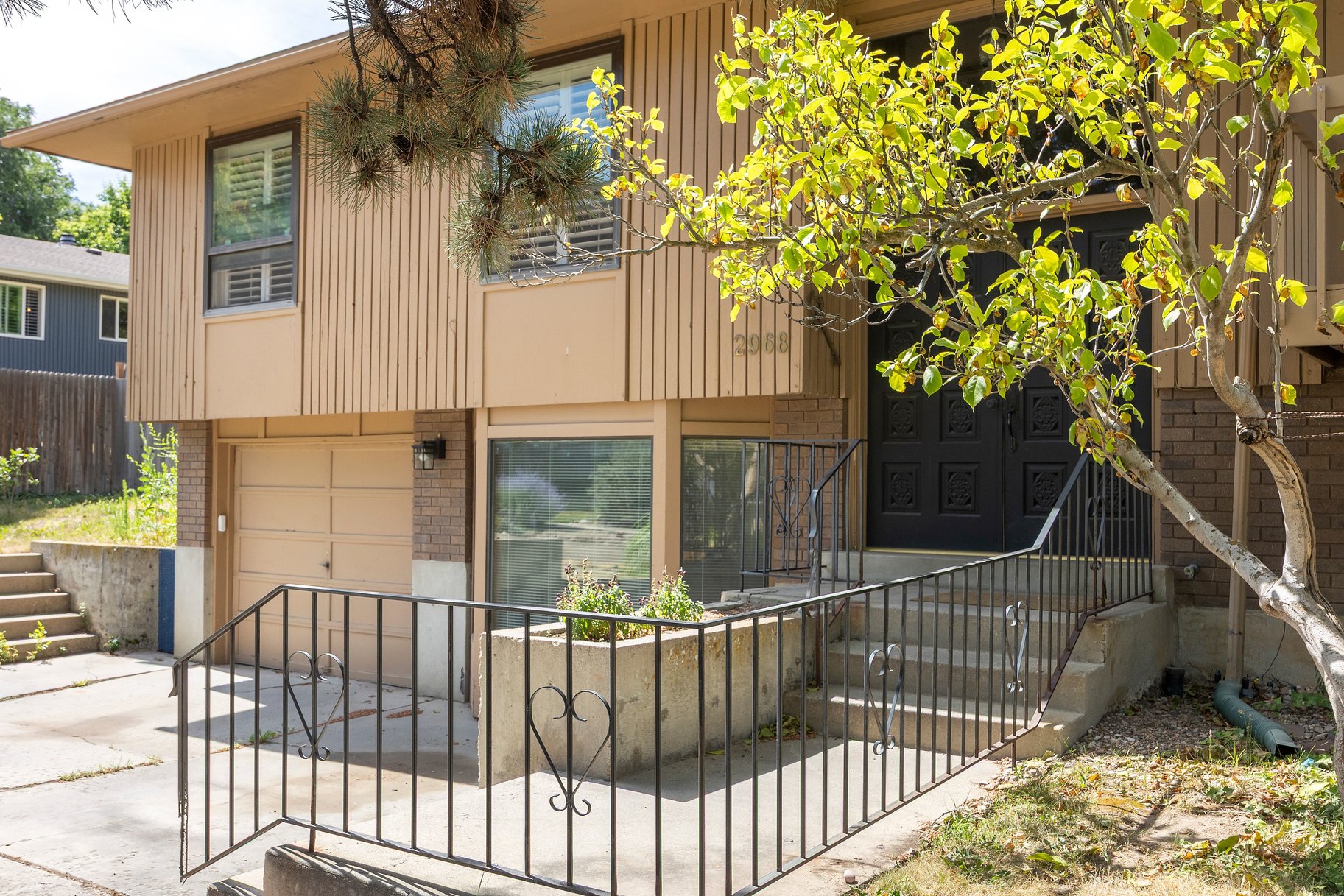  Cottonwood Heights 2 story - 物件實景