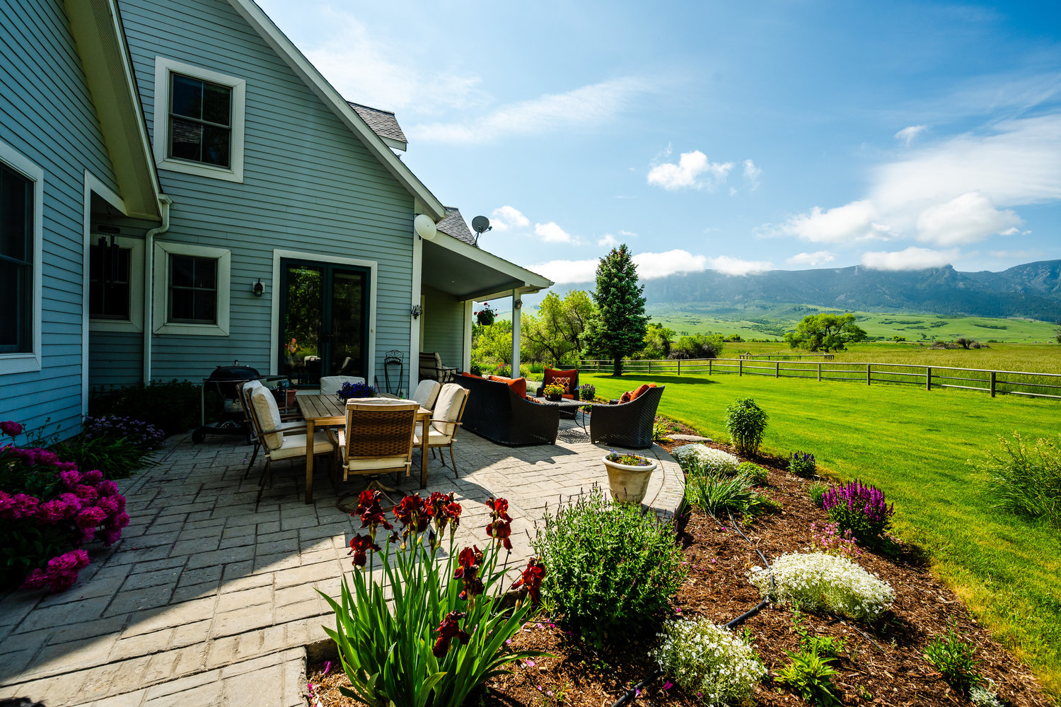 Big Horn, Wyoming, 82833, United States, ,Residential,For Sale,1887054