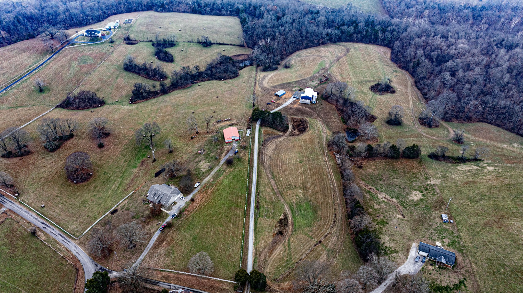 Scottsville, Kentucky, 42164, United States, 4 Bedrooms Bedrooms, ,4 BathroomsBathrooms,Residential,For Sale,2002114