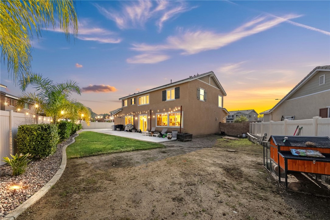 Menifee, California, 92584, United States, 4 Bedrooms Bedrooms, ,3 BathroomsBathrooms,Residential,For Sale,2013037