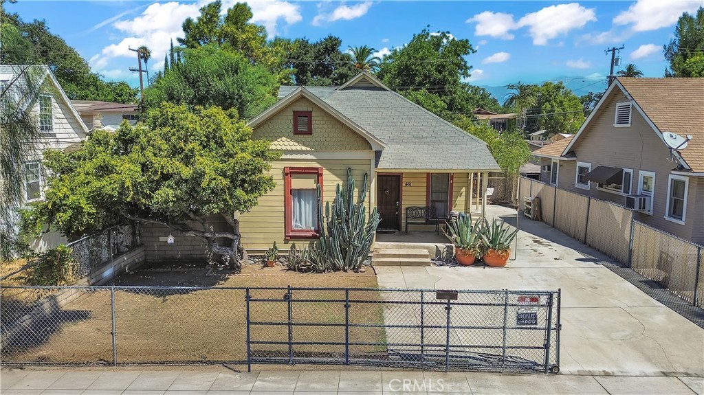 Pomona, California, 91767, United States, 2 Bedrooms Bedrooms, ,2 BathroomsBathrooms,Residential,For Sale,1927758