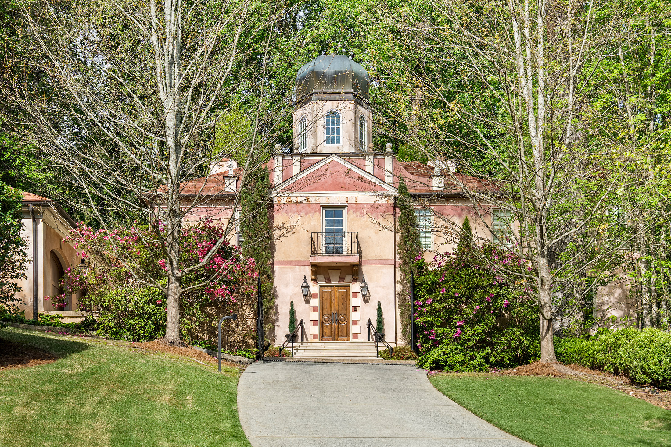 Inspired Architecture Meets Thoughtful Design at this Rare, Private, Double Lot - 物件實景