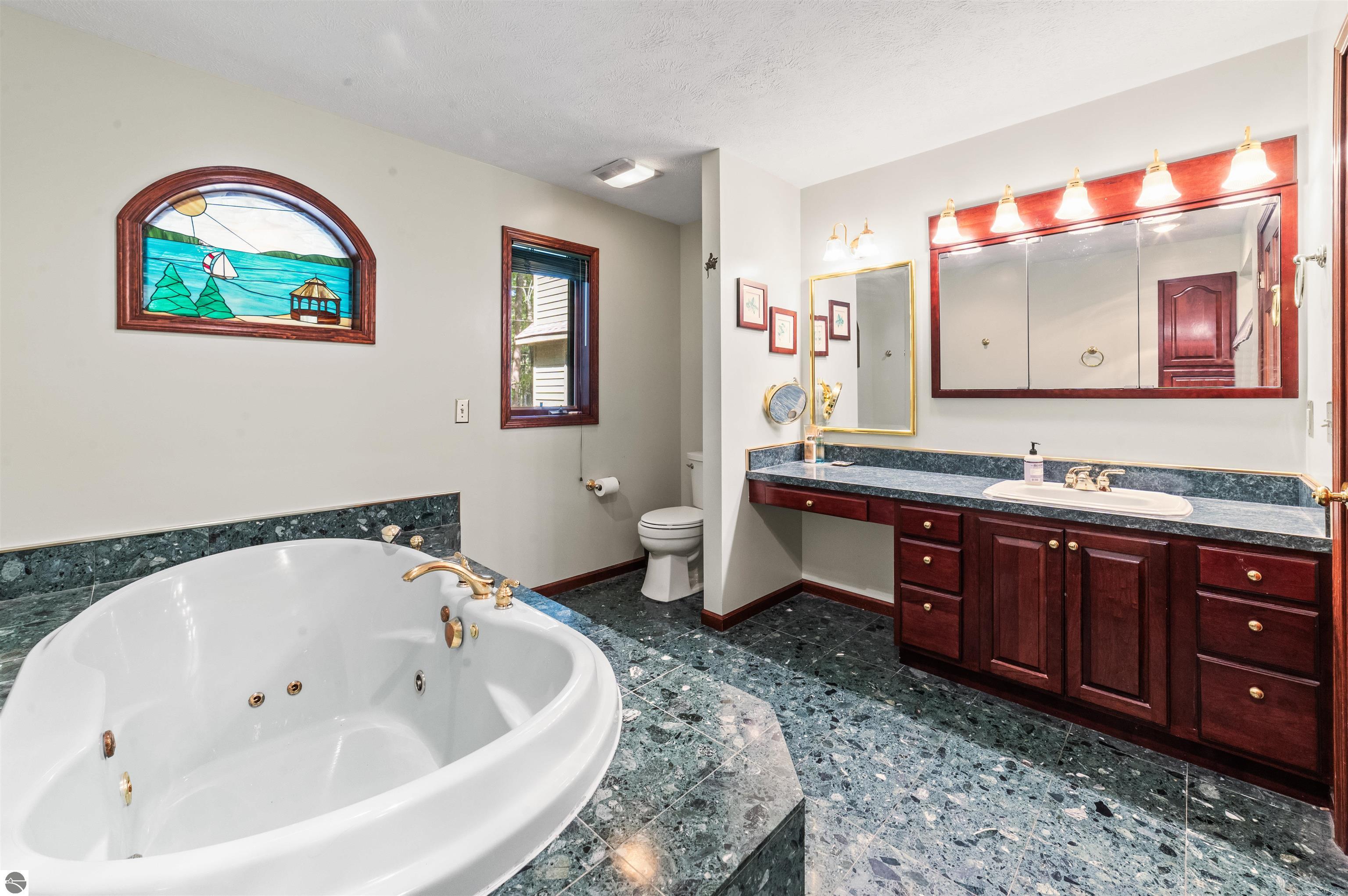 Rapid City, Michigan, 49676, United States, 4 Bedrooms Bedrooms, ,3 BathroomsBathrooms,Residential,For Sale,1977218