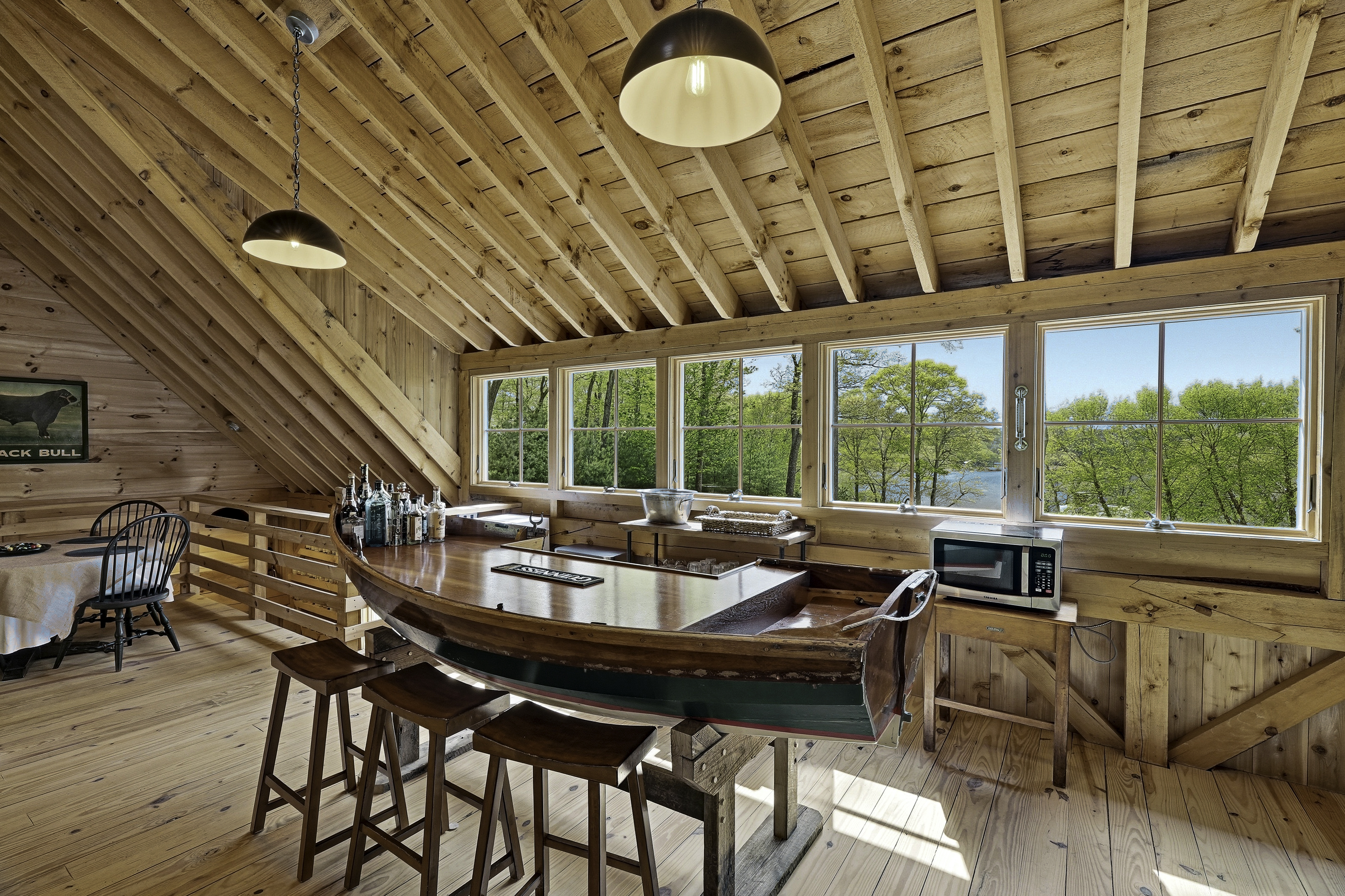  Extraordinary Waterfront Compound Offers Luxury Coastal Living - 物件實景