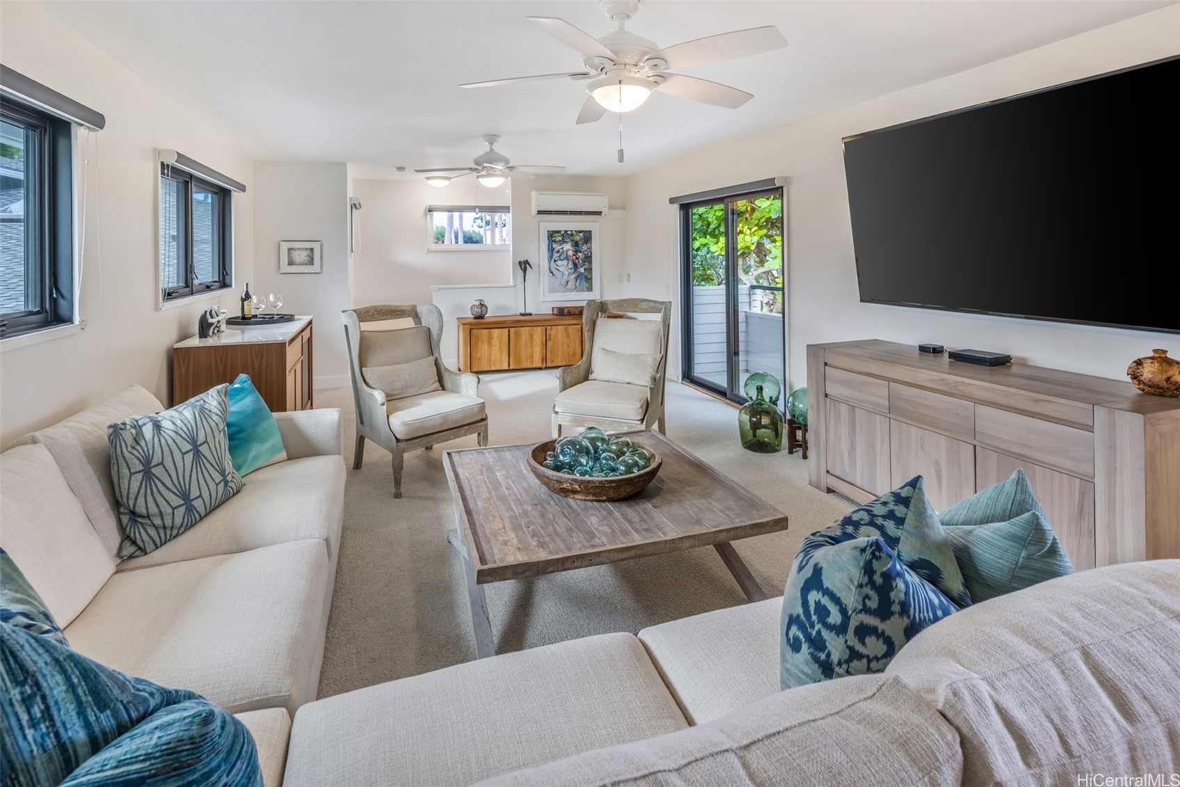 Kailua, Hawaii, 96734, United States, 4 Bedrooms Bedrooms, ,5 BathroomsBathrooms,Residential,For Sale,1989411