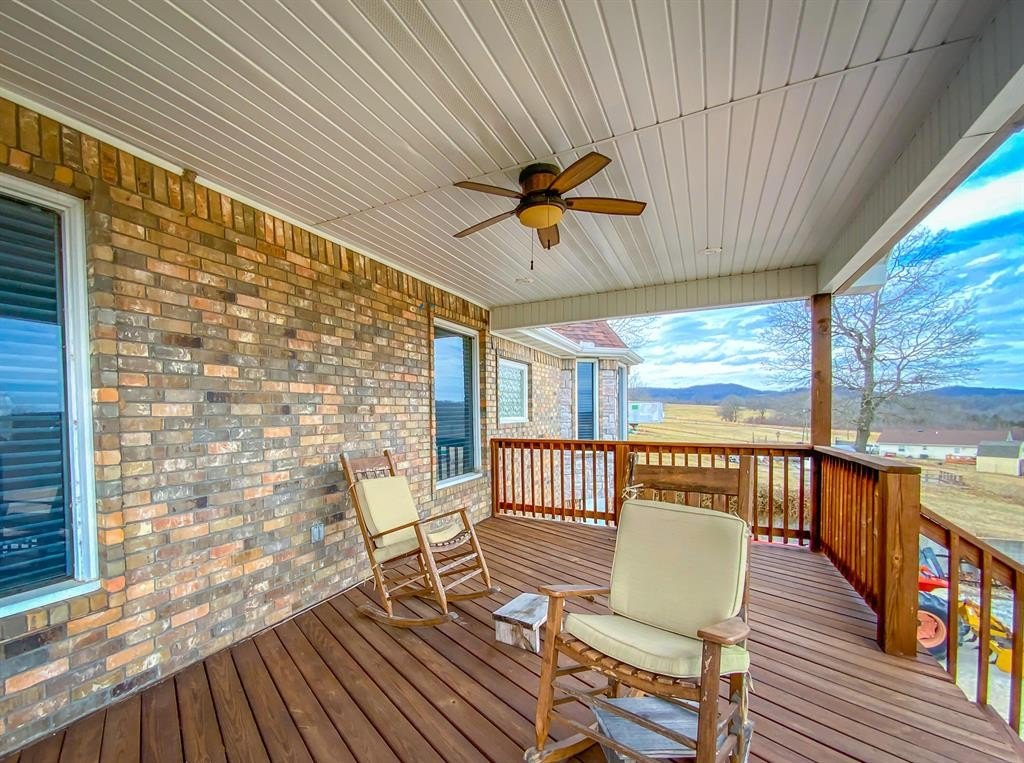 Omaha, Arkansas, 72662, United States, 4 Bedrooms Bedrooms, ,4 BathroomsBathrooms,Residential,For Sale,1922078