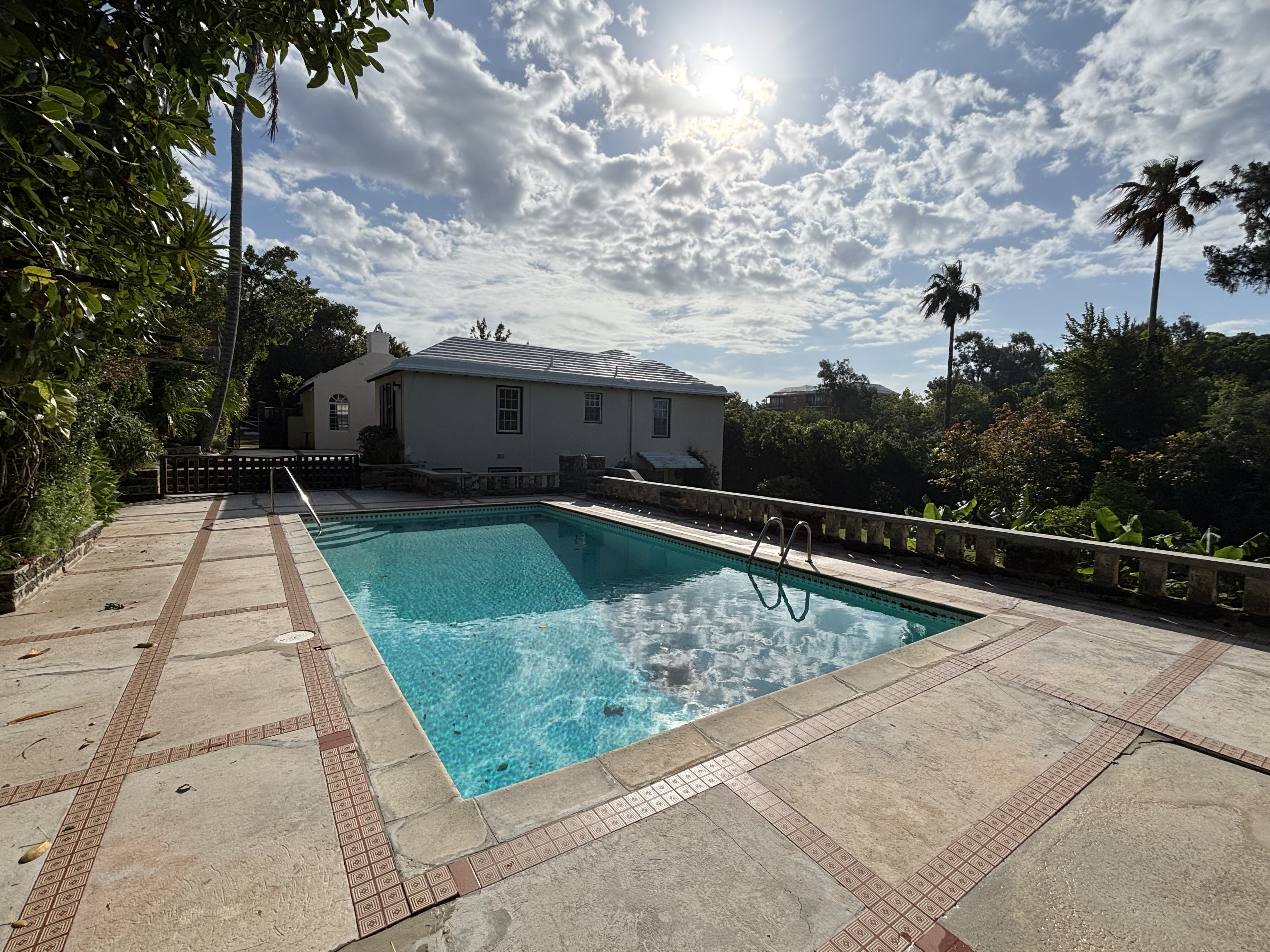 Paget, BM, 3 Bedrooms Bedrooms, ,2 BathroomsBathrooms,Residential,For Sale,1766178