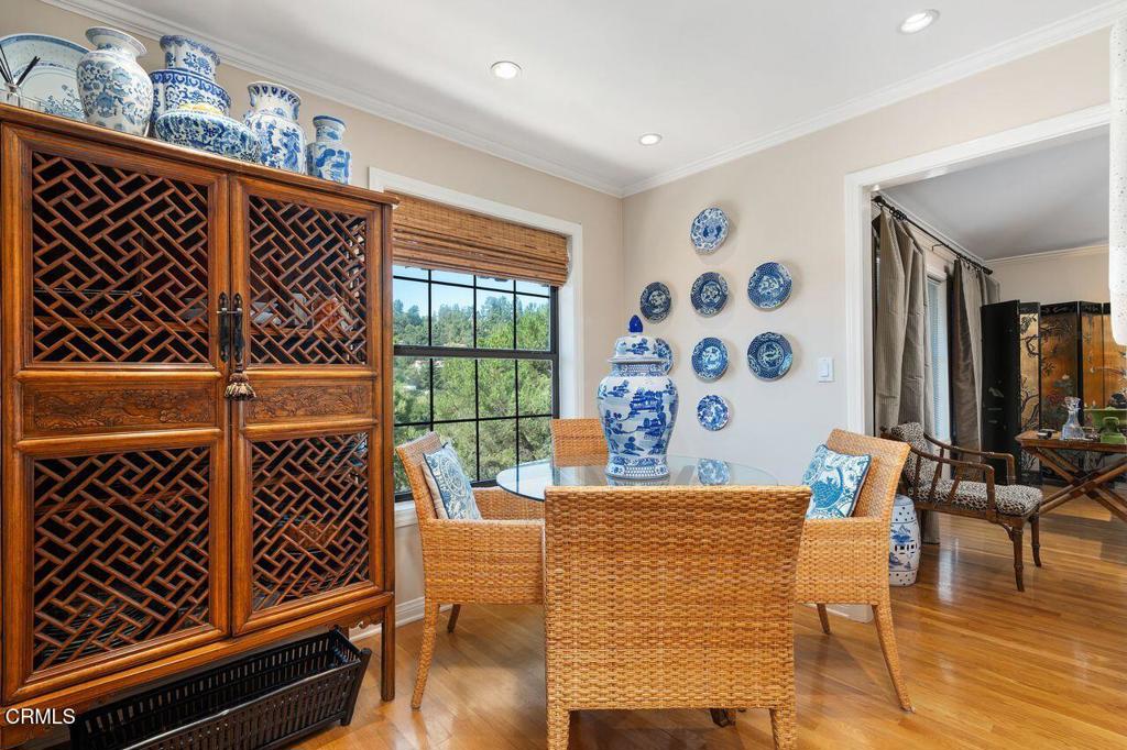 Pasadena, California, 91105, United States, 3 Bedrooms Bedrooms, ,2 BathroomsBathrooms,Residential,For Sale,1941777