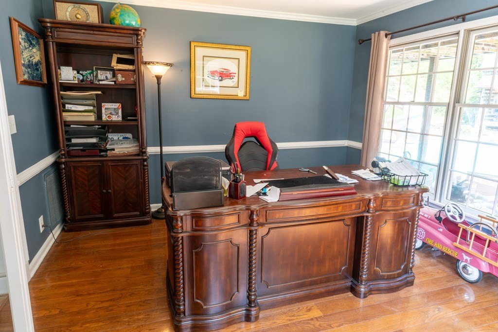 Prestonsburg, Kentucky, 41653, United States, 4 Bedrooms Bedrooms, ,5 BathroomsBathrooms,Residential,For Sale,2048061