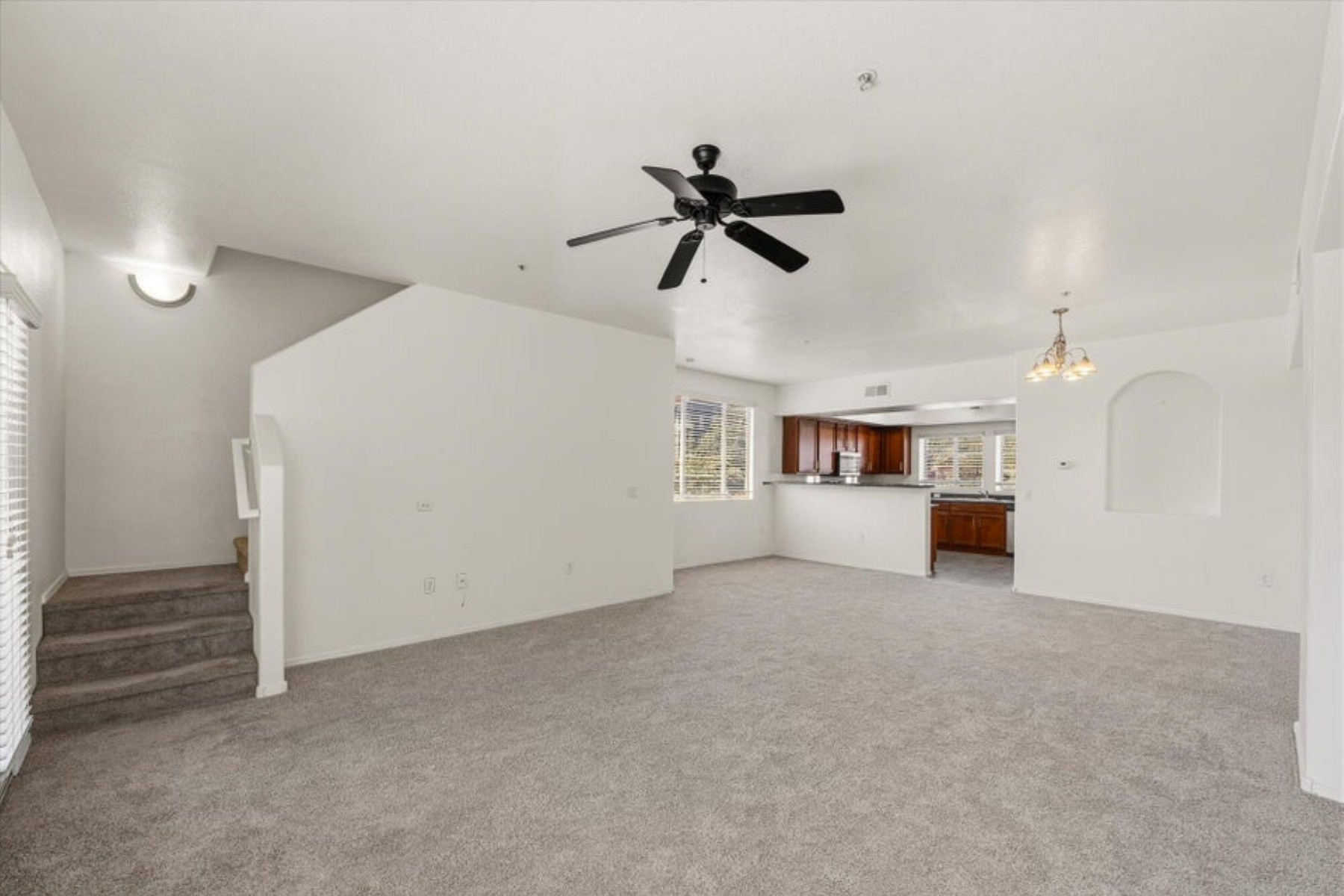  2401 E Rio Salado Parkway ¦ Tempe, AZ - 物件實景