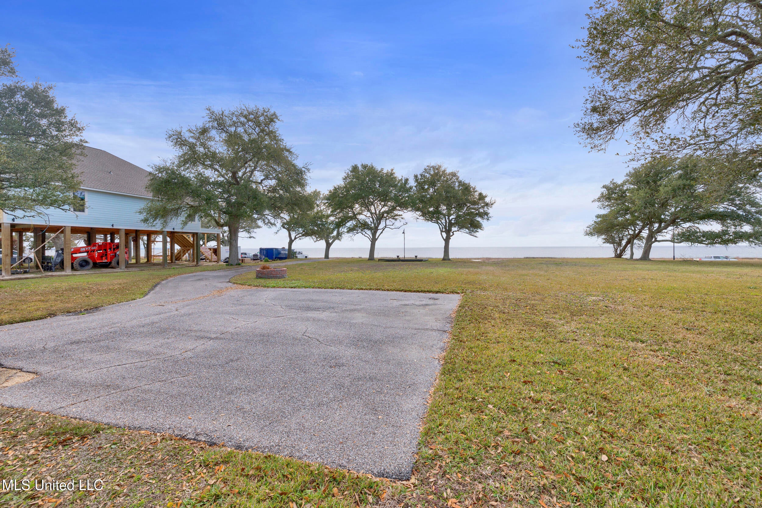 Pascagoula, Mississippi, 39567, United States, 4 Bedrooms Bedrooms, ,3 BathroomsBathrooms,Residential,For Sale,1732005