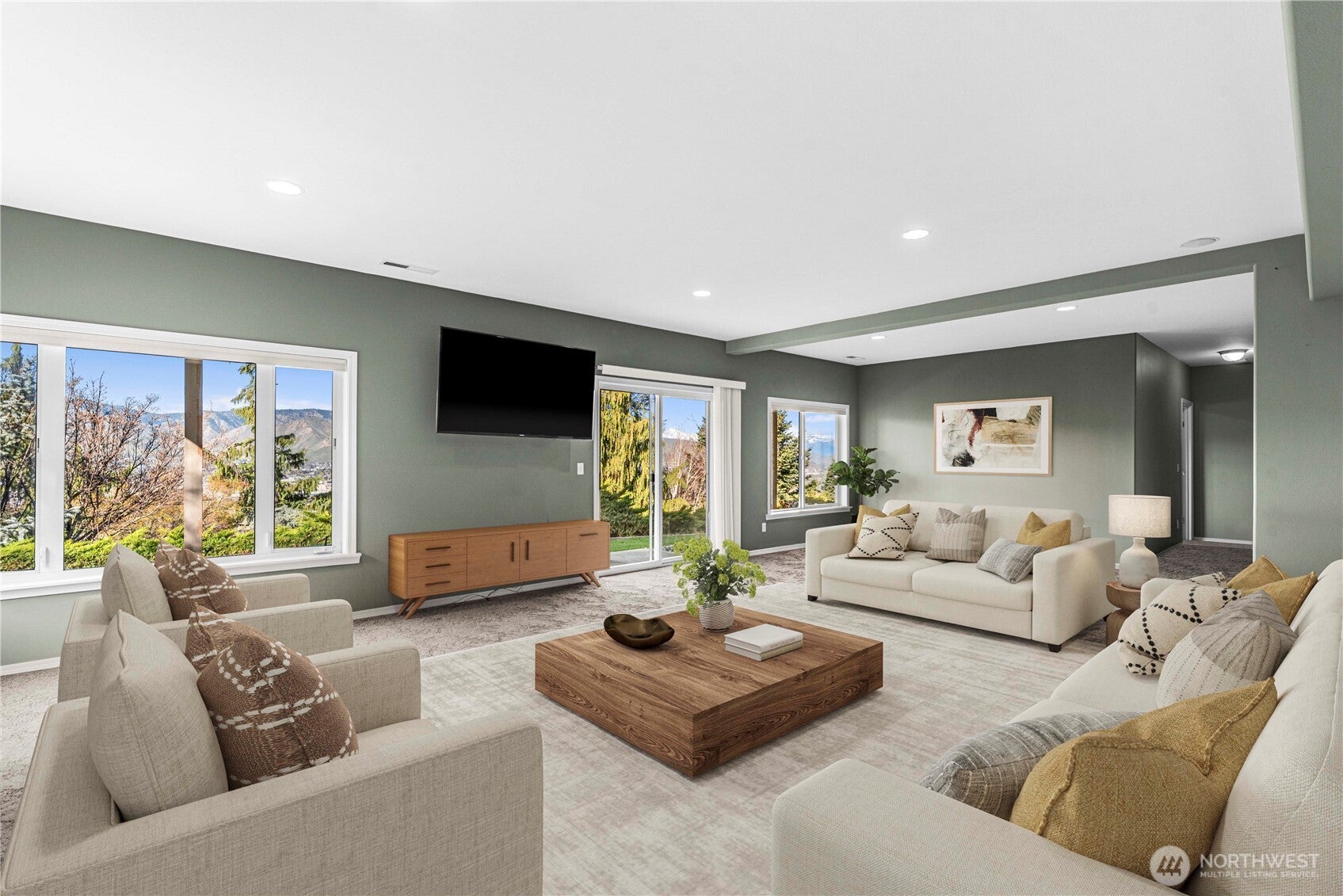 East Wenatchee, Washington, 98802, United States, 4 Bedrooms Bedrooms, ,3 BathroomsBathrooms,Residential,For Sale,1818465