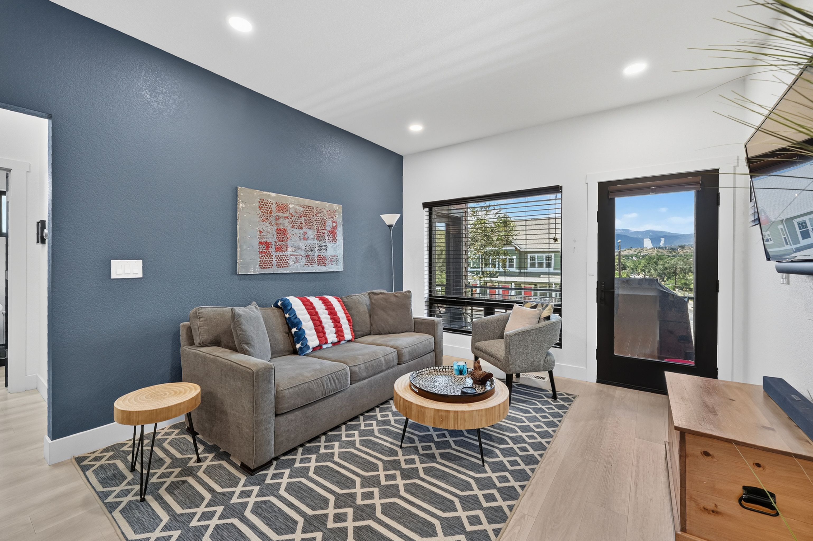  Modern Luxury with Mountain Views & ADU - 物件實景