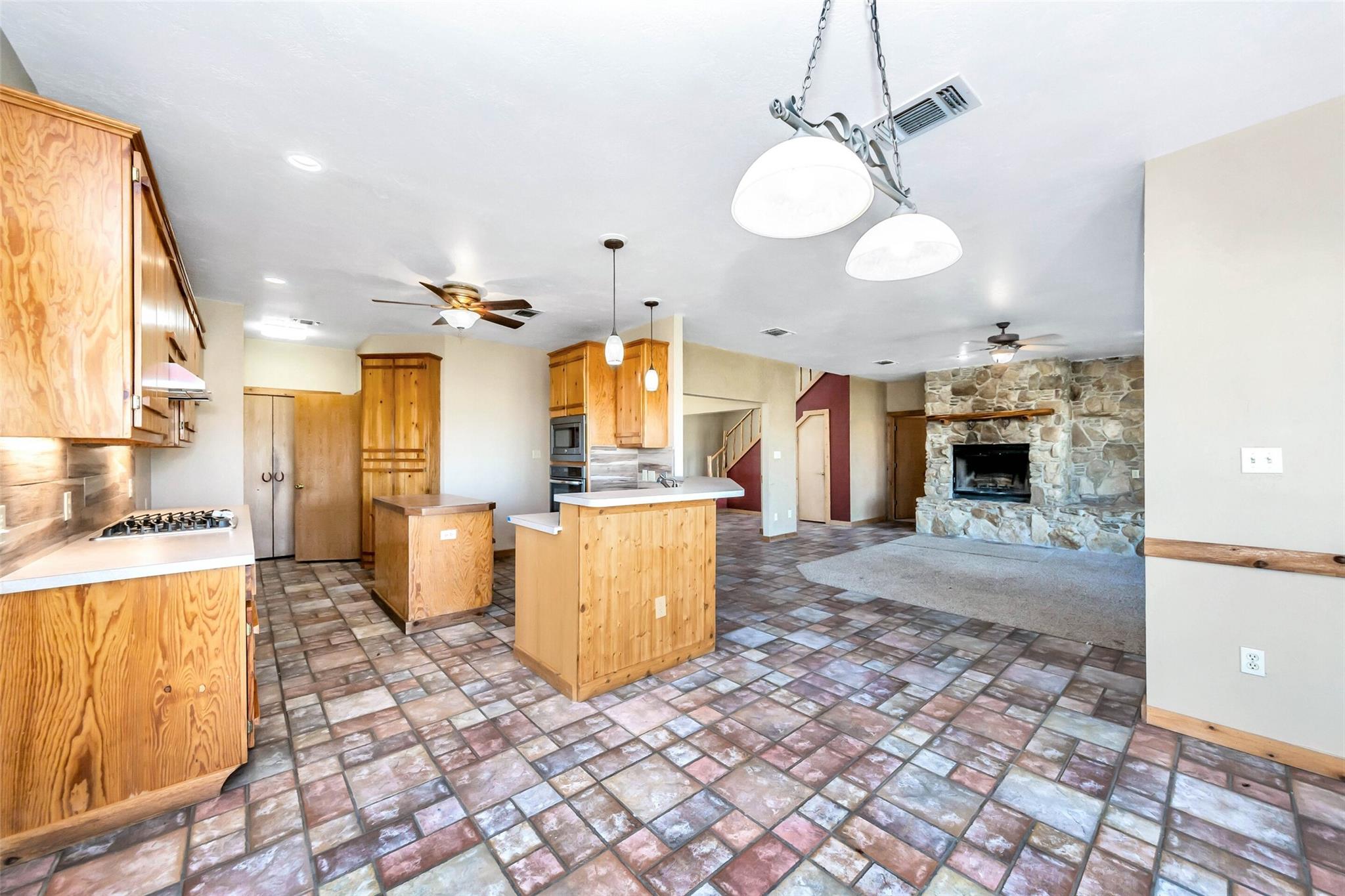 Boyd, Texas, 76023, United States, 3 Bedrooms Bedrooms, ,3 BathroomsBathrooms,Residential,For Sale,2013978