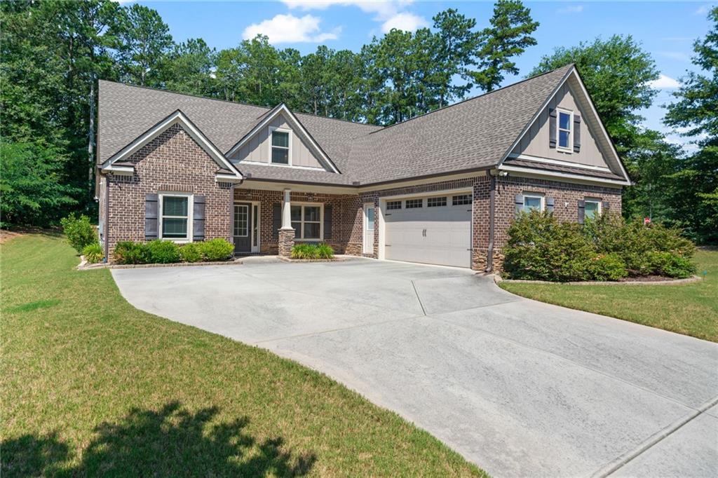 Loganville, Georgia, 30052, United States, 4 Bedrooms Bedrooms, ,3 BathroomsBathrooms,Residential,For Sale,1979401