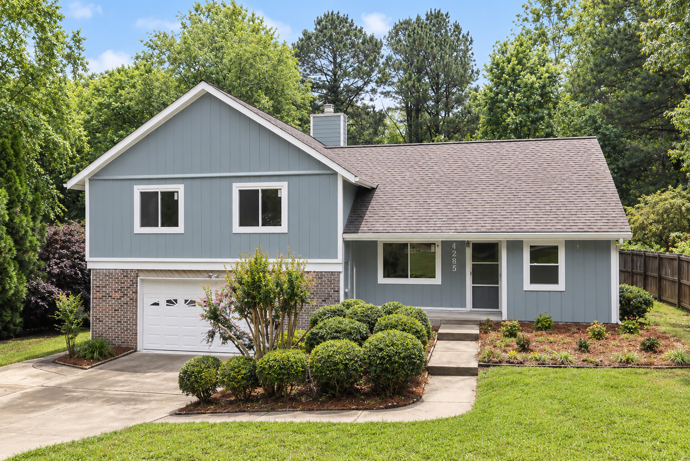 1235 Fairfield Drive