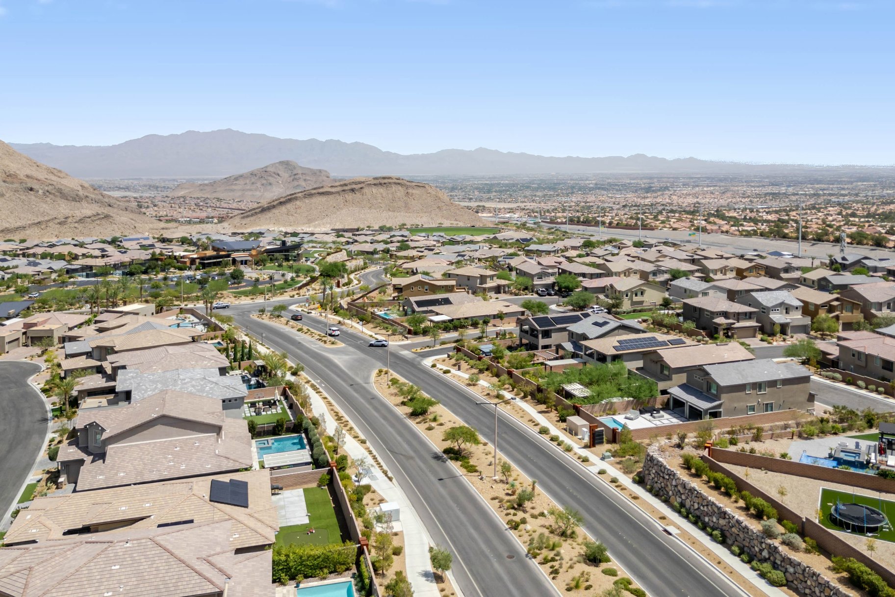  Mountain Views Meet Indoor-Outdoor Living in Reverence @ Summerlin - 物件實景