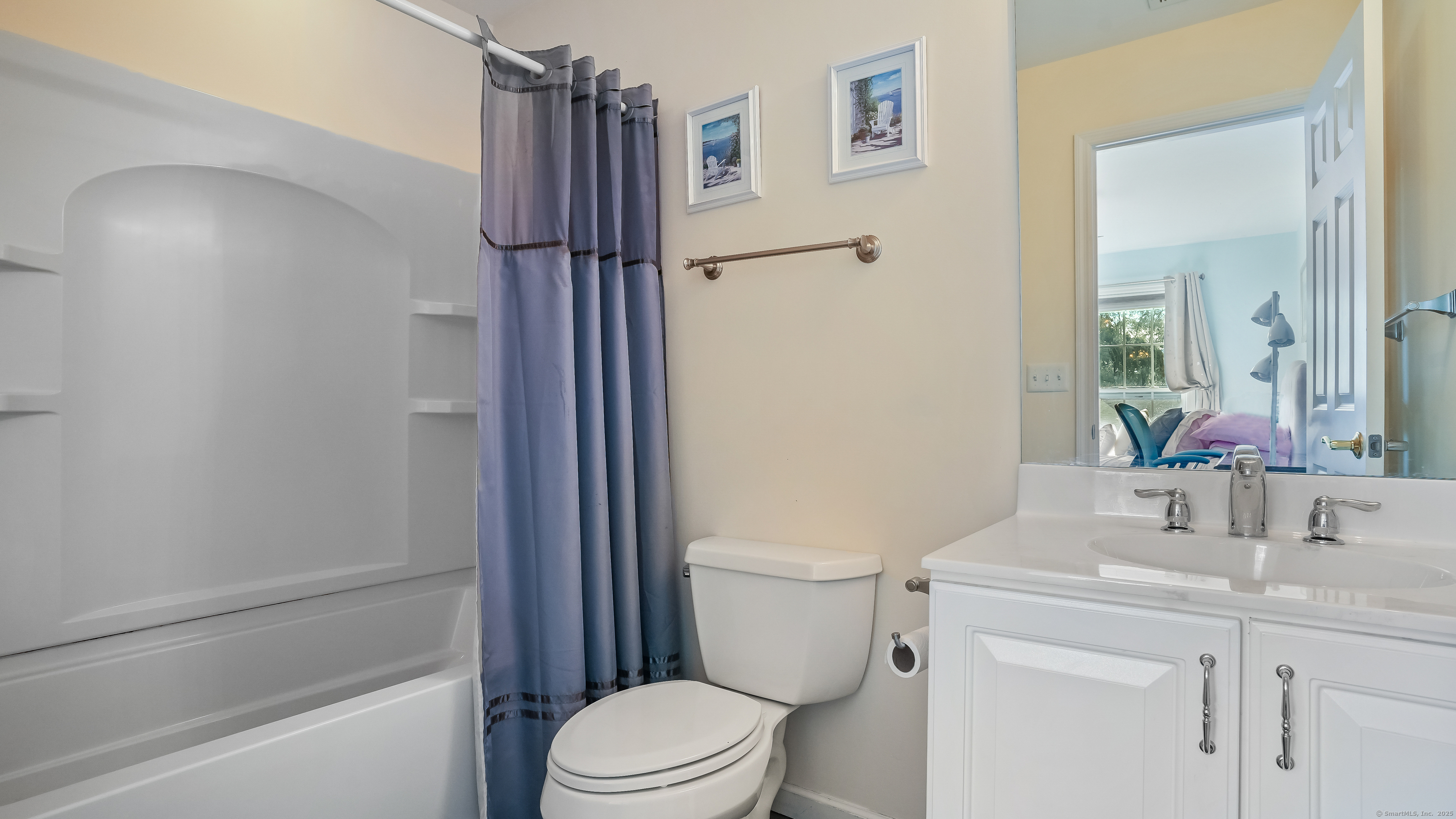 Danbury, Connecticut, 06810, United States, 2 Bedrooms Bedrooms, ,3 BathroomsBathrooms,Residential,For Sale,1925602