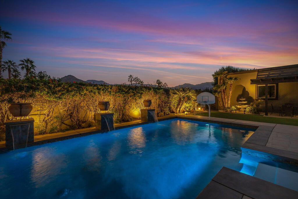 La Quinta, California, 92253, United States, 4 Bedrooms Bedrooms, ,2 BathroomsBathrooms,Residential,For Sale,1987635