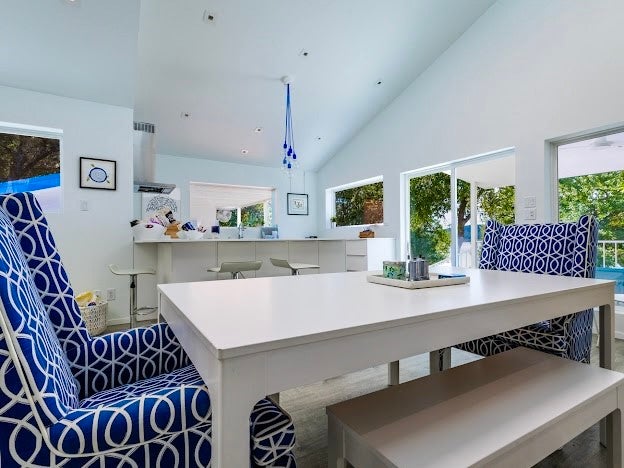 Possum Kingdom Lake, Texas, 76449, United States, 5 Bedrooms Bedrooms, ,4 BathroomsBathrooms,Residential,For Sale,1974399