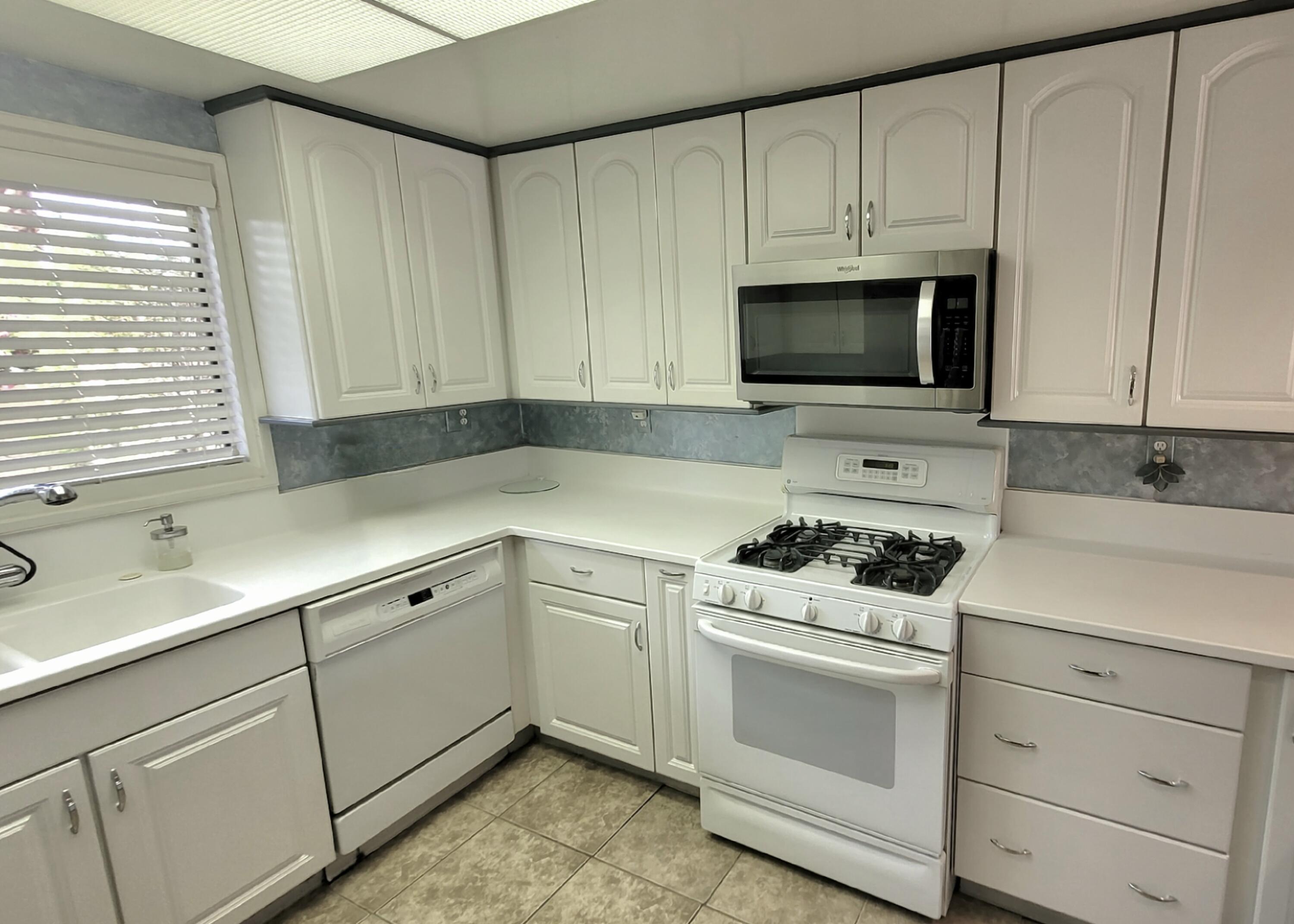 Palm Springs, California, 92262, United States, 2 Bedrooms Bedrooms, ,1 BathroomBathrooms,Residential,For Sale,1784974