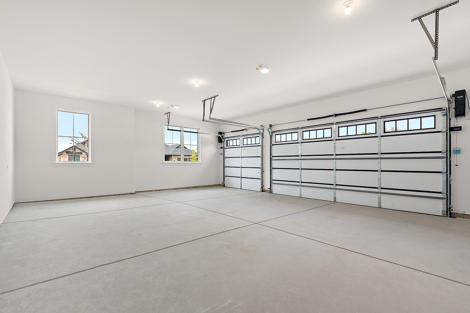 Orland Park, Illinois, 60467, United States, 4 Bedrooms Bedrooms, ,3 BathroomsBathrooms,Residential,For Sale,1976249