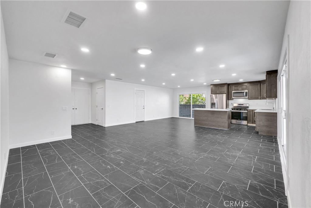 Diamond Bar, California, 91765, United States, 3 Bedrooms Bedrooms, ,2 BathroomsBathrooms,Residential,For Sale,1885404