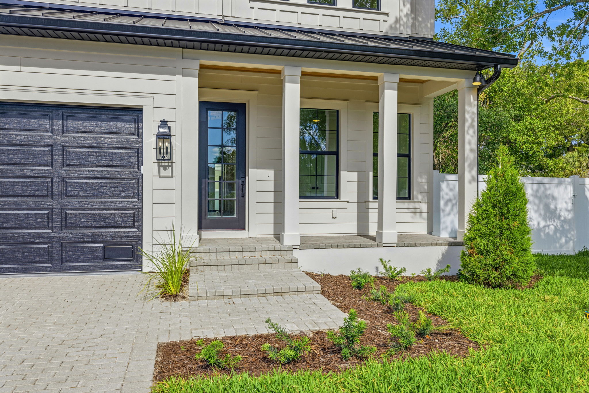 Tampa, Florida, 33611, United States, 4 Bedrooms Bedrooms, ,4 BathroomsBathrooms,Residential,For Sale,2009743