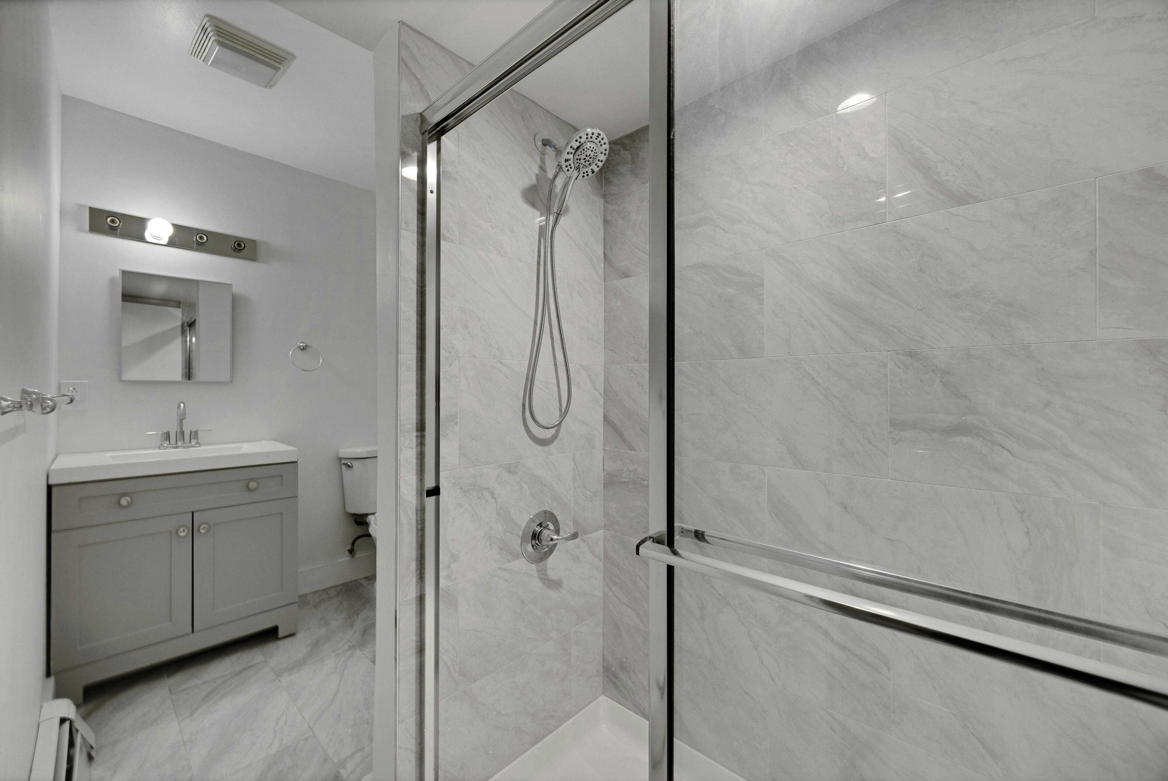  2413 Hammett Avenue, Fort Lee, NJ 07024 - 物件實景