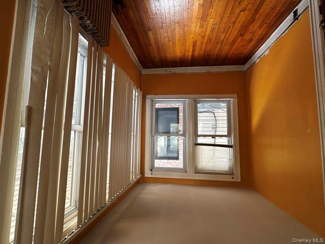 Jamaica, New York, 11435, United States, 3 Bedrooms Bedrooms, ,2 BathroomsBathrooms,Residential,For Sale,1913116